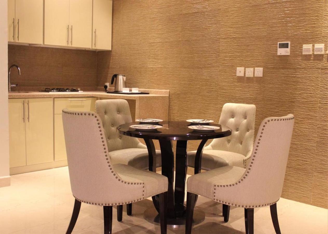 Malfa Hotel Apartments Bisha Bagian luar foto